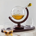 Globe whiskey set